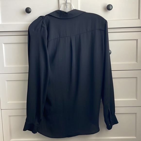Women’s Black Long Sleeve Collared Swoop Front Blouse - Size Medium - Picture 5 of 9